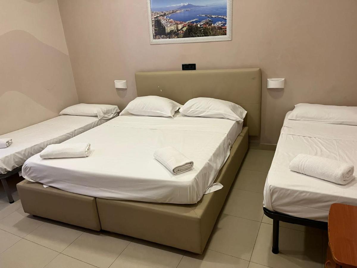 Hotel Porta a Porta Nápoly Kültér fotó